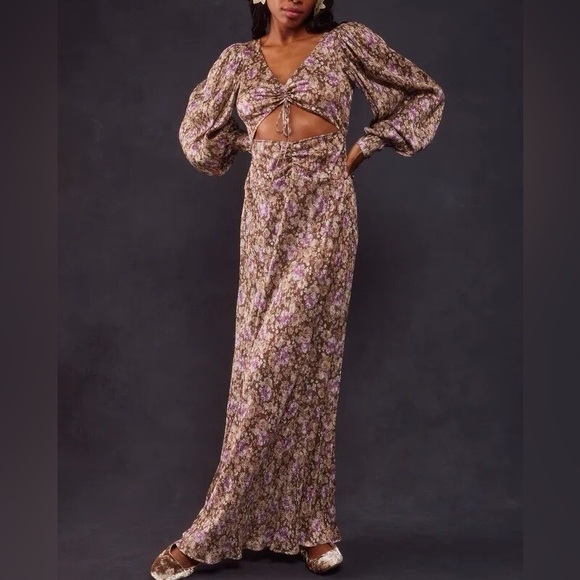 For Love And Lemons Dresses & Skirts - NWT For Love & Lemons Wynne Maxi Dress Shimmer Women’s Medium Cut-Out Sparkles